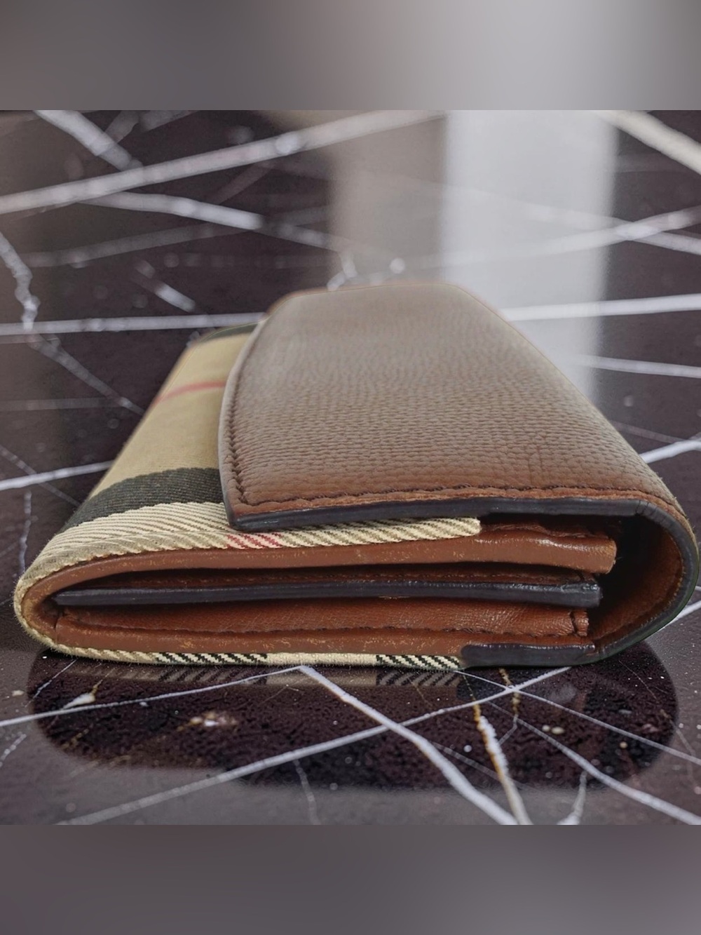 Burberry Nova Check Continental Wallet π - Picture 10 of 16